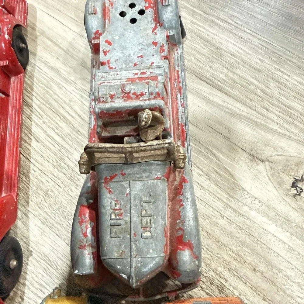 Vintage Hubley Kiddie Toy Logging Truck Orange Fire trucks Tractor‎ Etc Lot